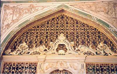 fretwork.jpg - Intricate fretwork in Topkapi palace